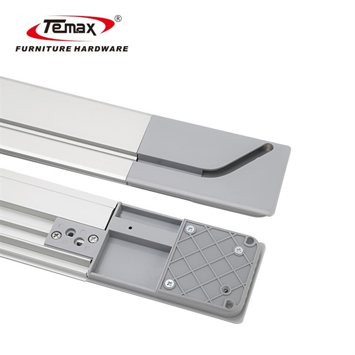 CABINET FLUSH DOOR (3)